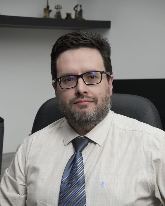 Stevão Alexandre Accadrolli